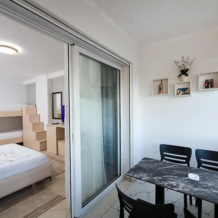 ホームステイ Ersa - Vacanze Vlorë
