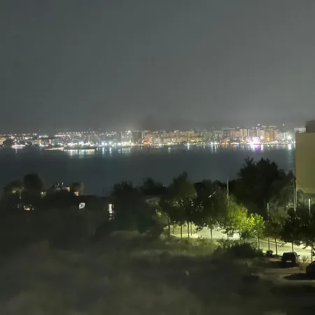 Ersa - Vacanze ホームステイ Vlorë